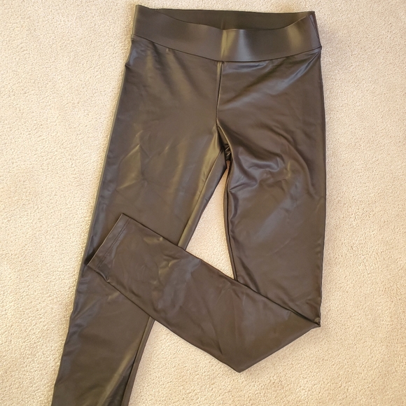 High-Waist Faux Leather Legging Pant - Picture 2 of 4